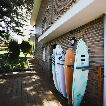 Surfbase Bed & Breakfast Loredo